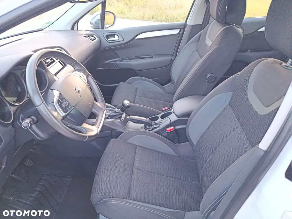 Citroën C4 VTi 120 Selection - 25