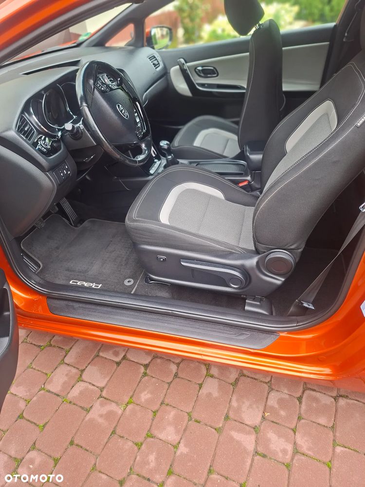 Kia ProCeed 1.6 GDI Spirit - 23