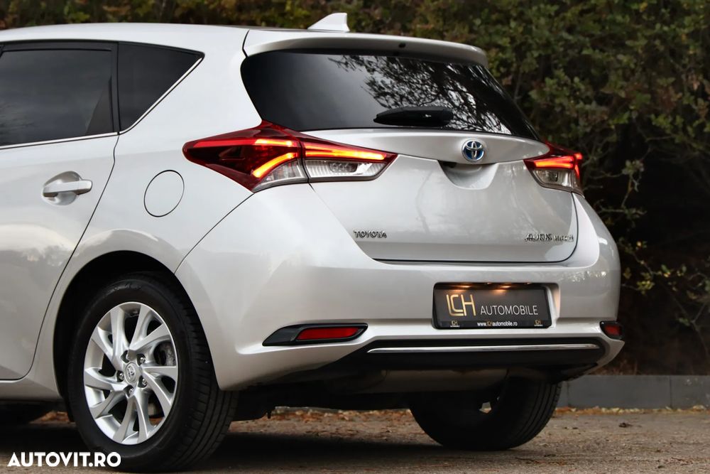 Toyota Auris 1.8 L VVT-i Hybrid Luna - 29