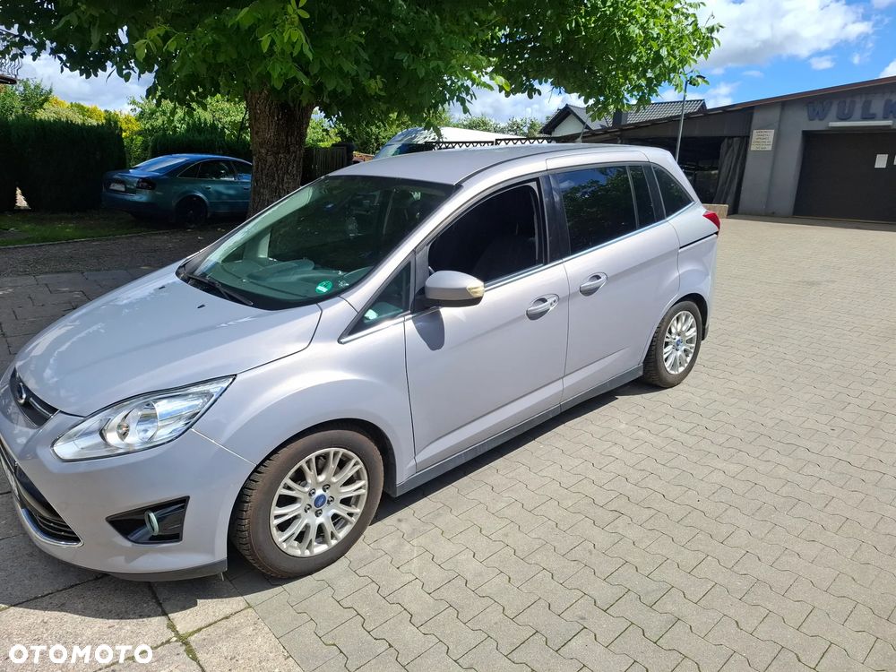 Ford Grand C-MAX - 3