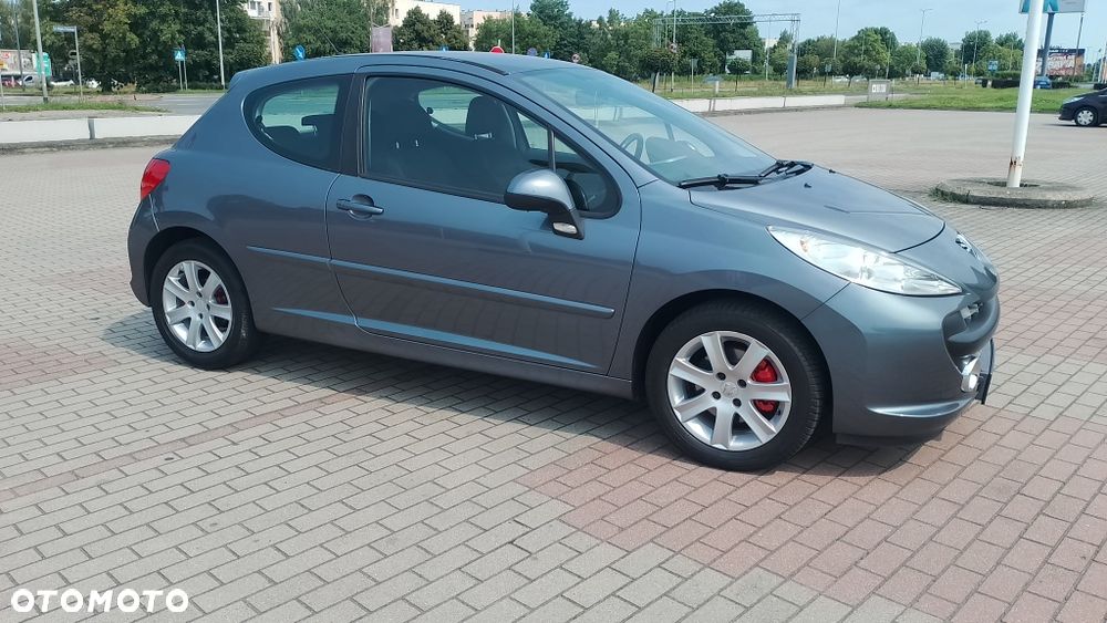 Peugeot 207 - 3