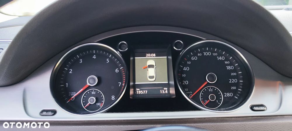 Volkswagen CC 3.6 V6 4Motion DSG - 35