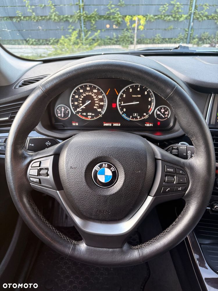BMW X3 xDrive28i xLine - 17