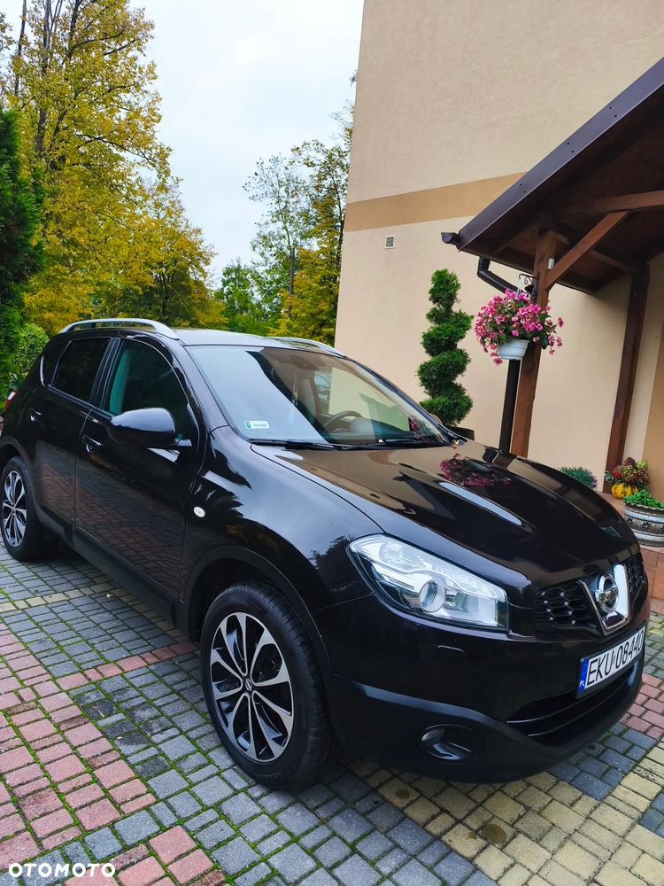 Nissan Qashqai - 2