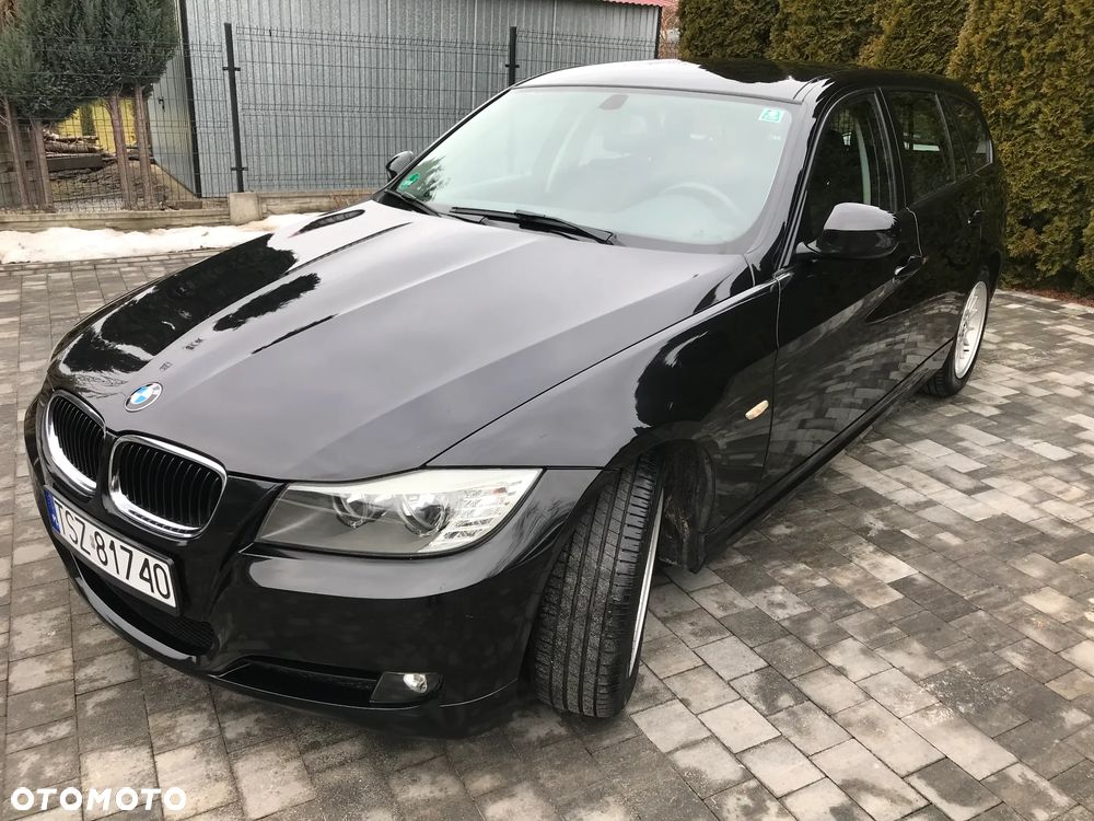 BMW Seria 3 318i - 1