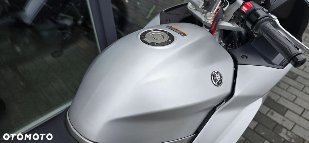 Yamaha FJR - 20
