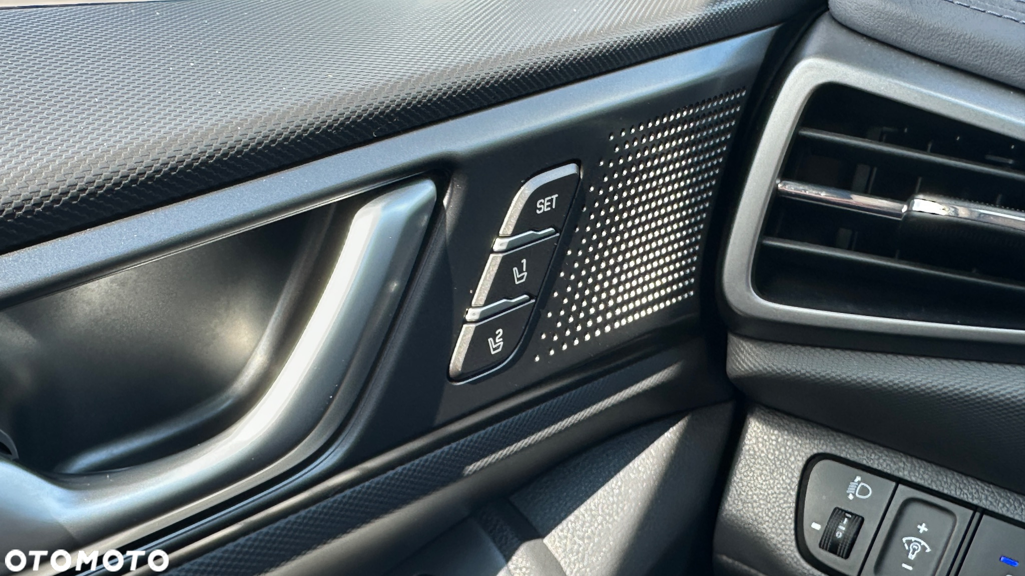 Hyundai IONIQ plug-in hybrid Platinum - 16