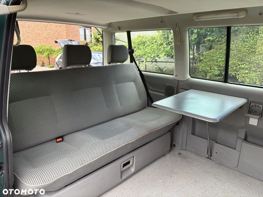 Volkswagen T4 Multivan - 15