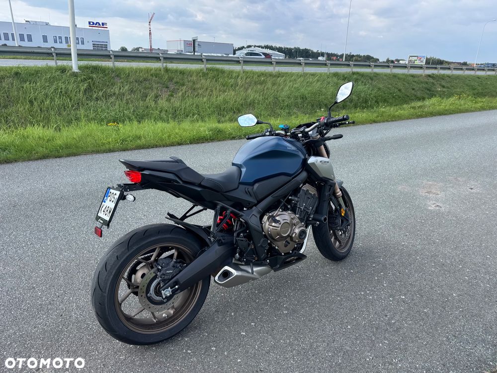 Honda CB - 9