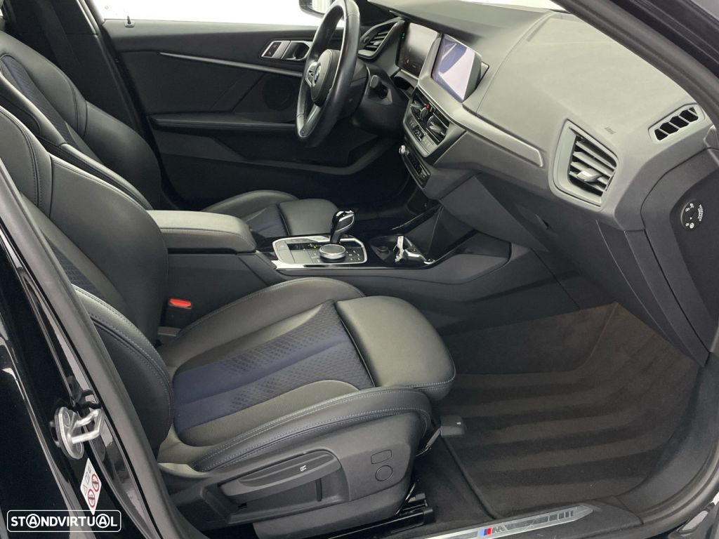 BMW 116 d Pack Desportivo M Auto - 23