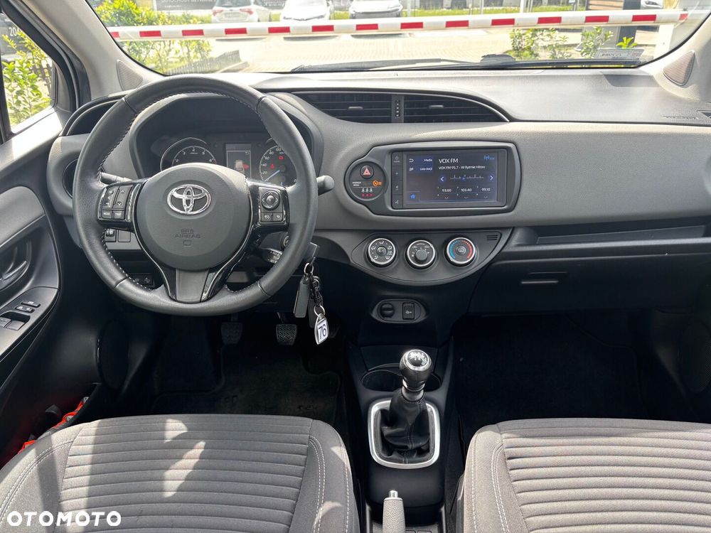 Toyota Yaris - 13