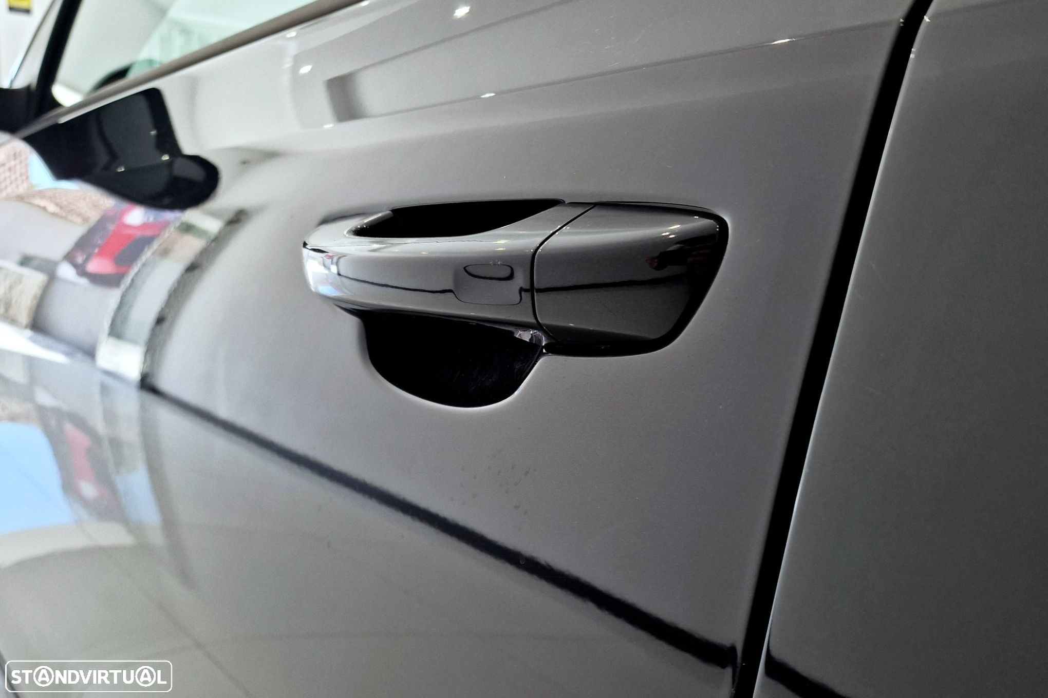 VW Golf 2.0 TSi R20 DSG - 32