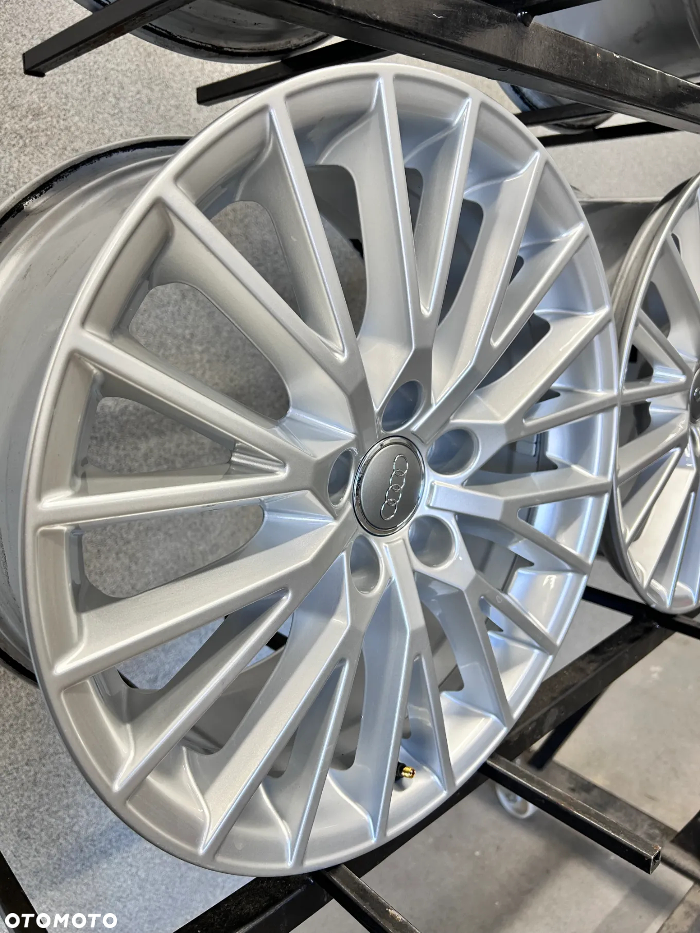 4 FELGI ALU. AUDI TT 8S0 S-LINE, AUDI A3  18'' E8,5J  ET50 - 8