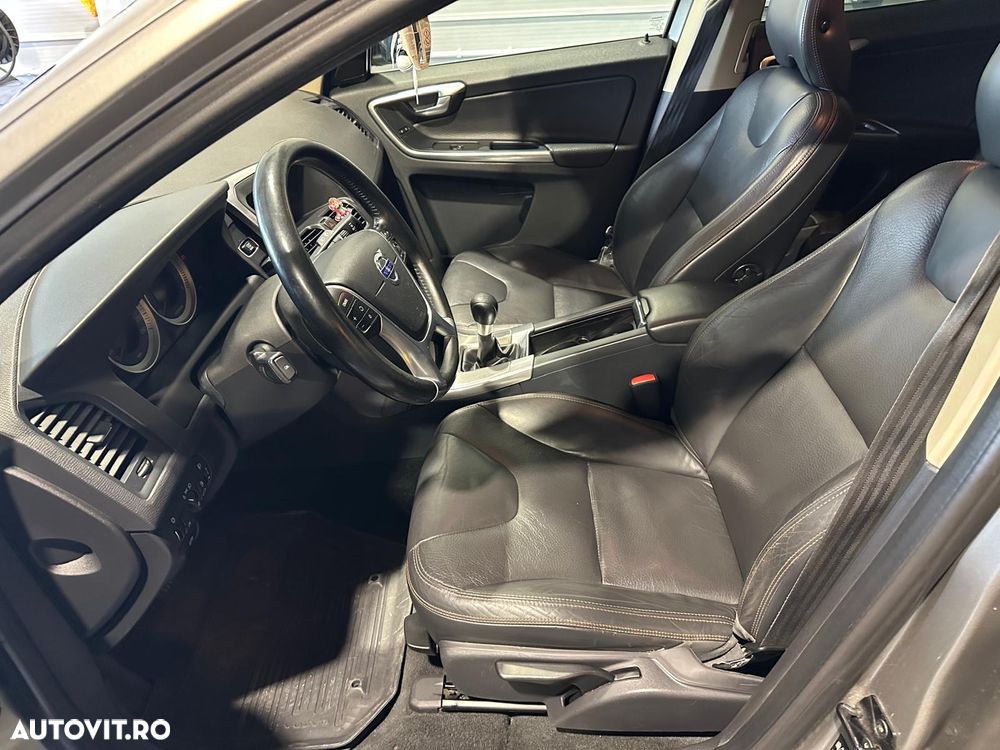 Volvo XC 60 - 8