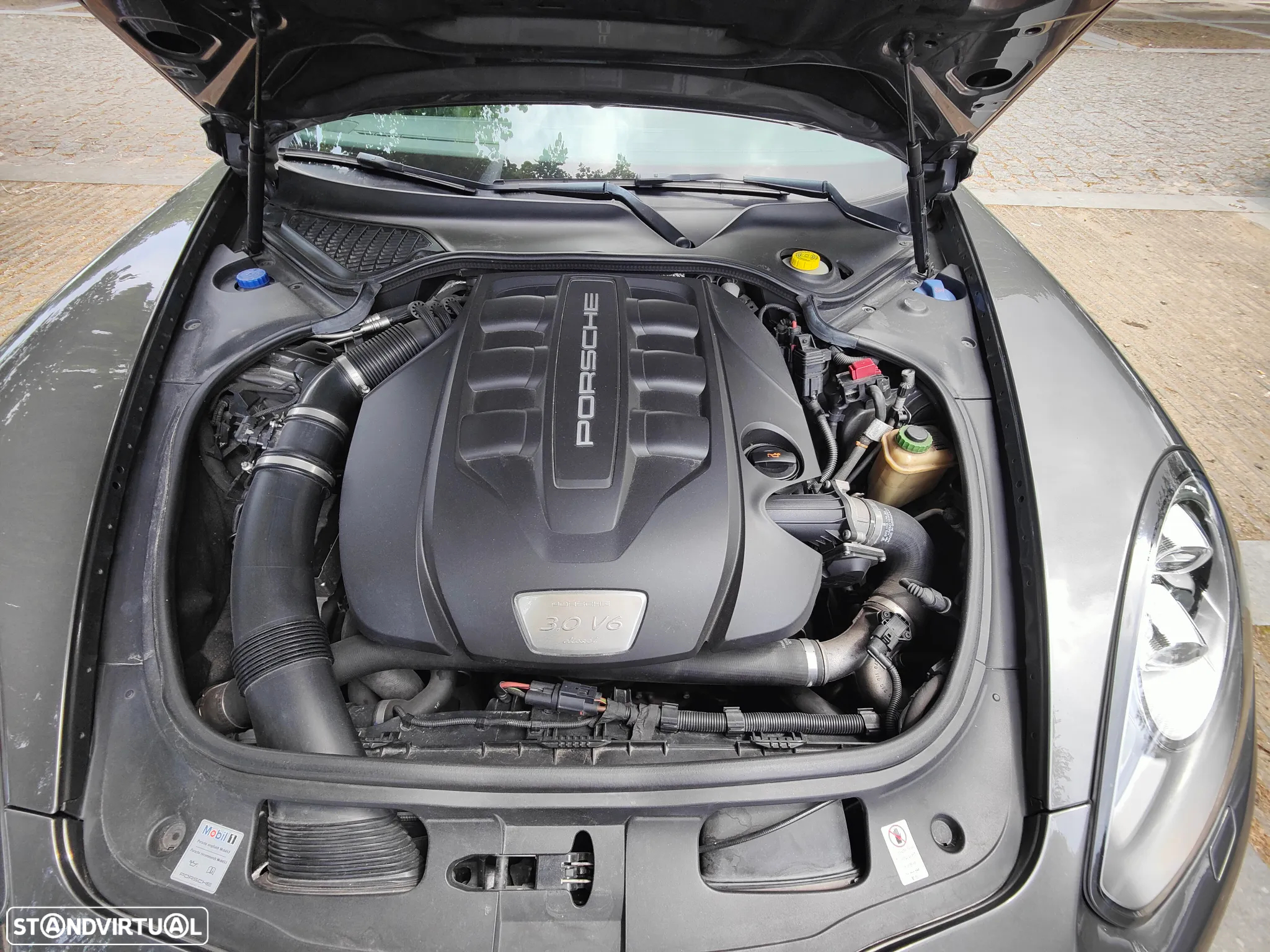 Porsche Panamera Standard - 24