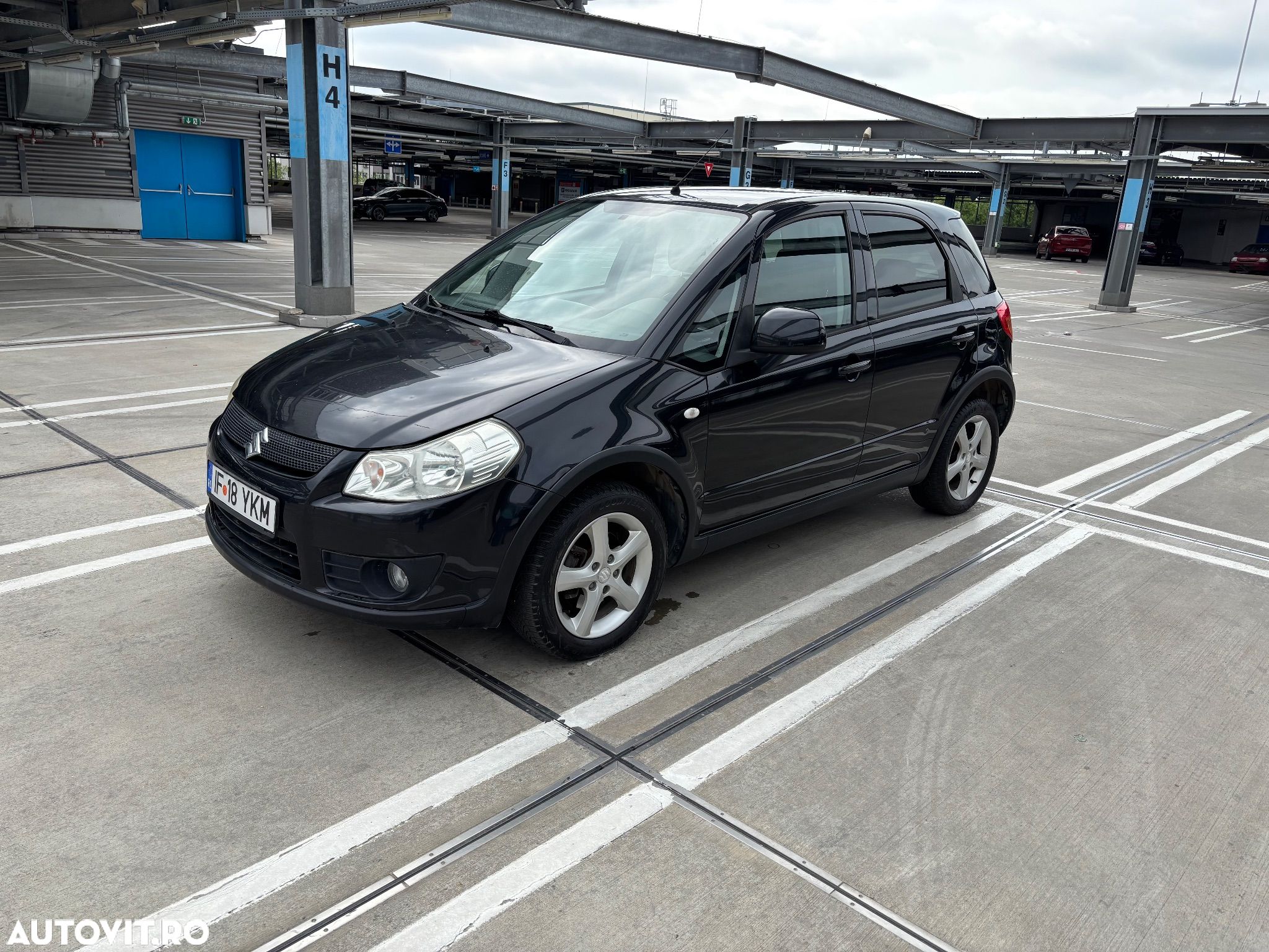 Suzuki SX4 1.5L GLX - 1