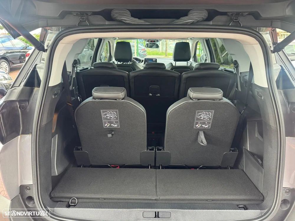 Peugeot 5008 1.2 PureTech GT Pack EAT8 - 16