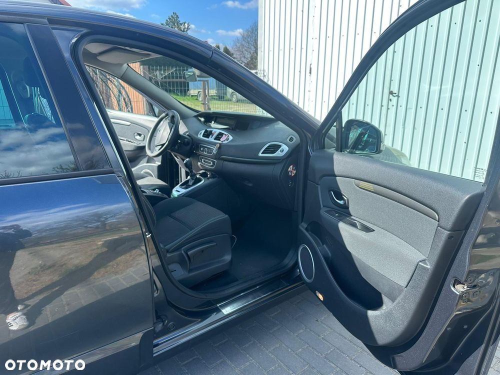 Renault Scenic 1.4 16V TCE Privilege - 17