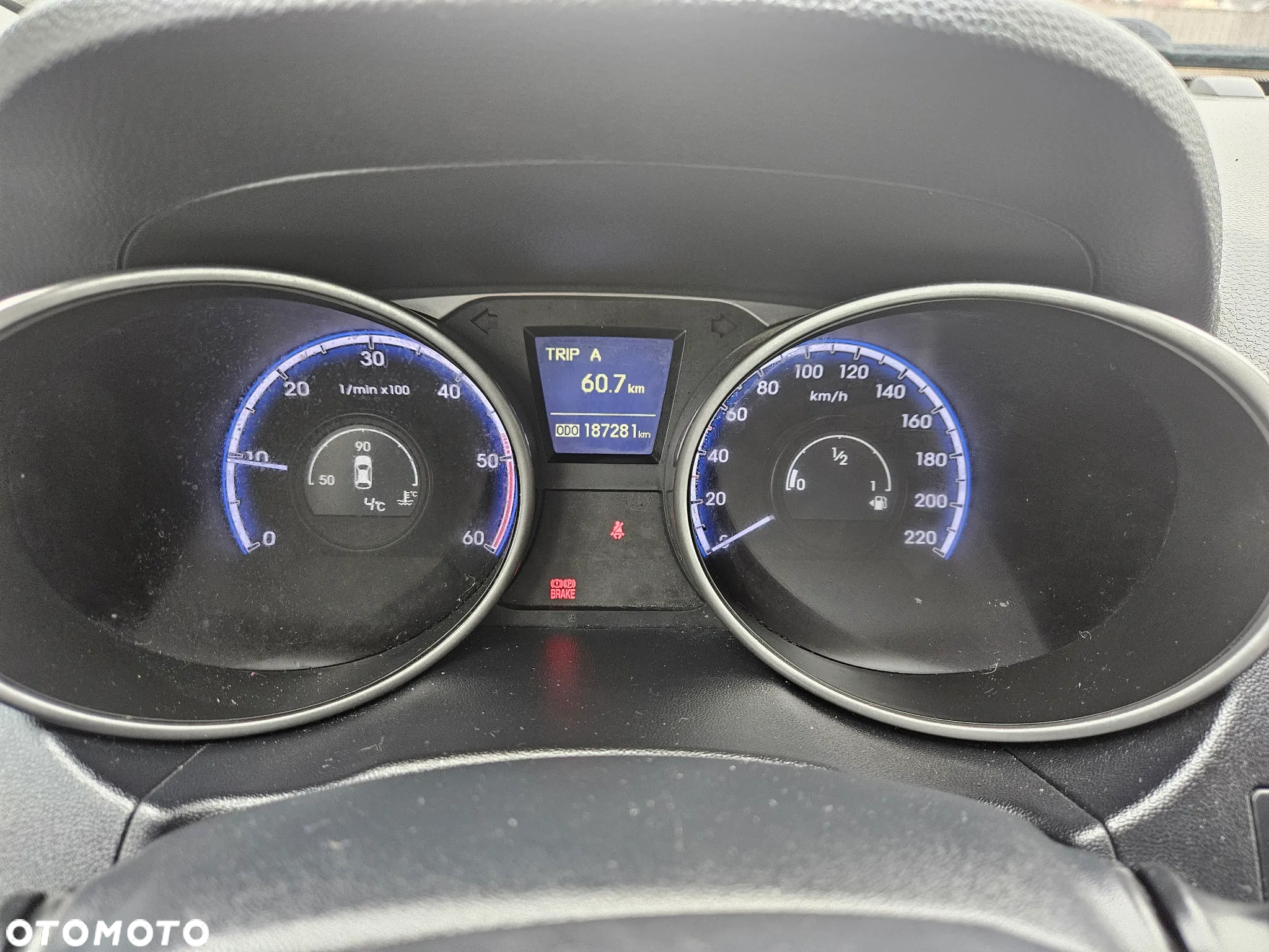 Hyundai ix35 1.7 CRDi 2WD blue Comfort - 15