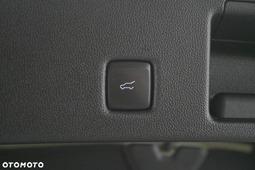 Ford Kuga - 17