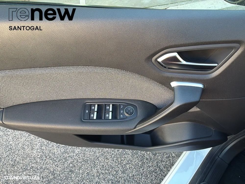 Renault Captur 1.0 TCe Techno Bi-Fuel - 20