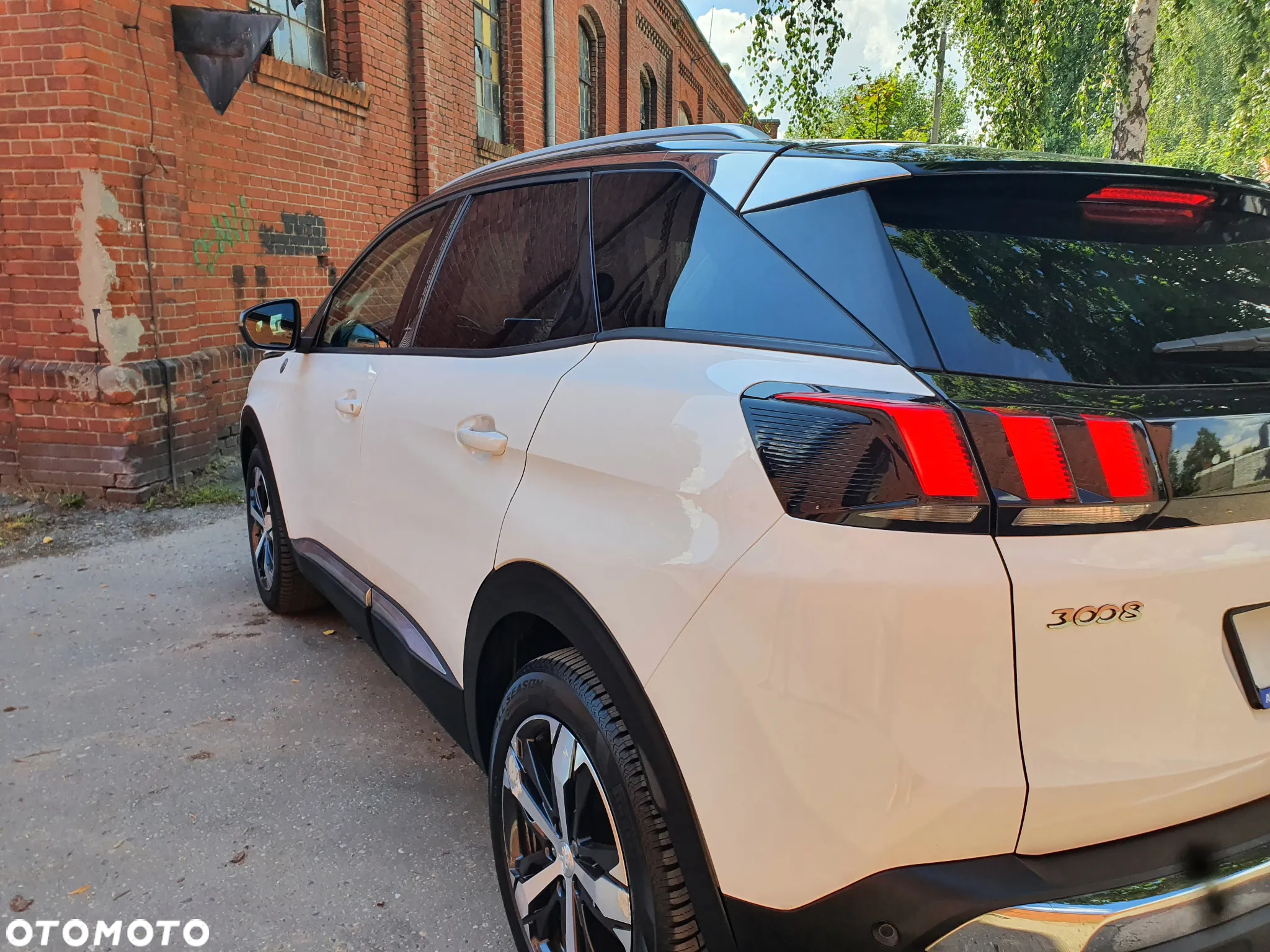 Peugeot 3008 1.2 PureTech GPF Crossway S&S EAT8 - 7
