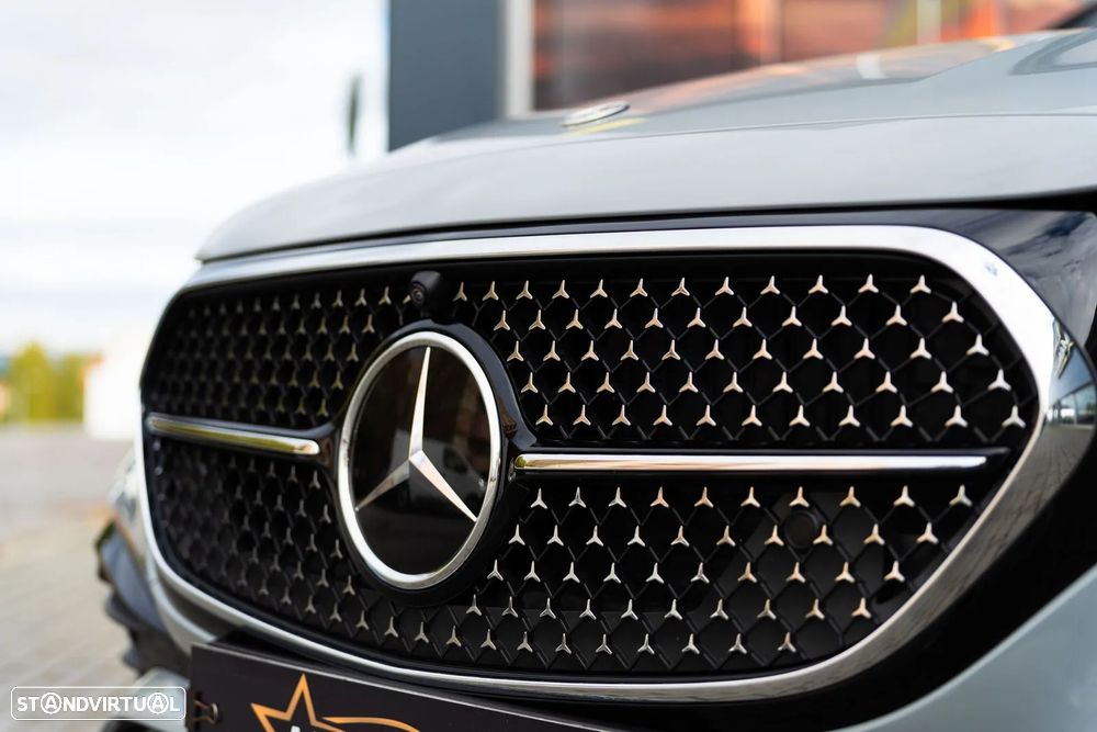 Mercedes-Benz E 300 e AMG Line - 30
