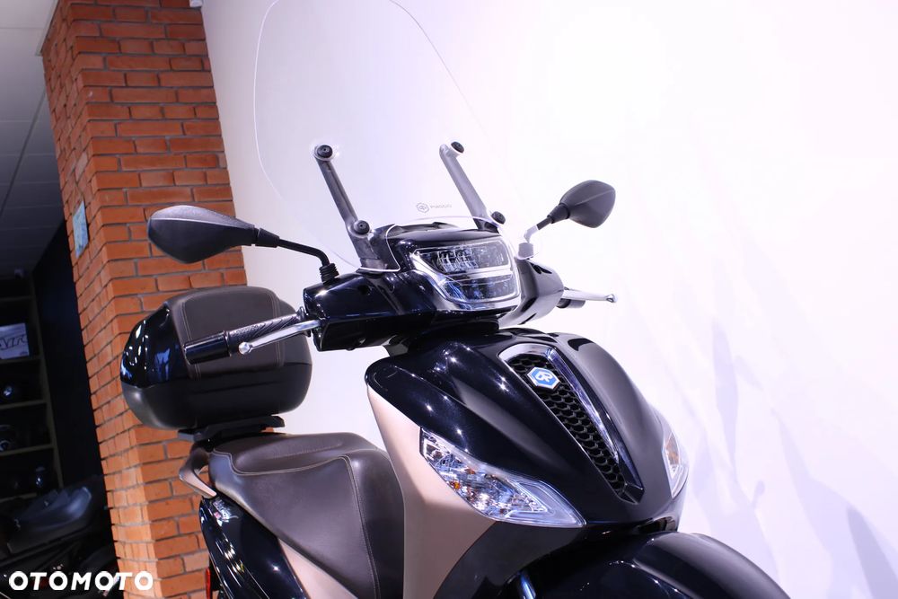 Piaggio Medley - 12