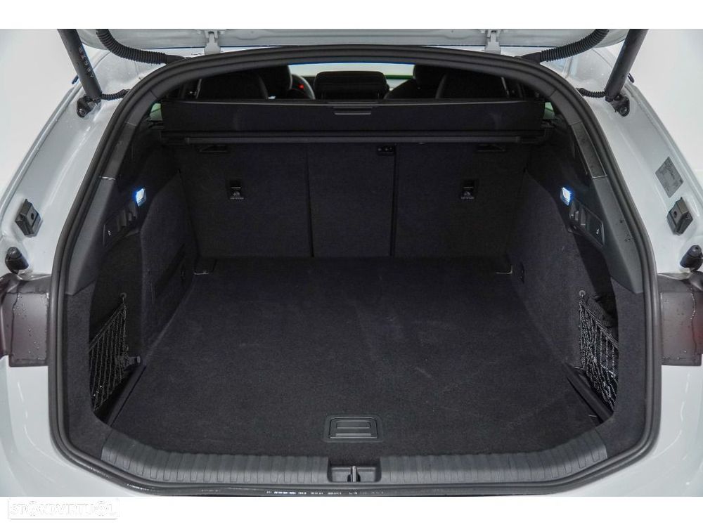 Audi A6 Avant e-tron - 18