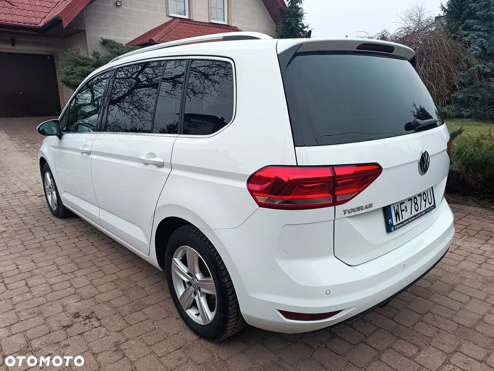 Volkswagen Touran 1.5 TSI EVO Highline - 18