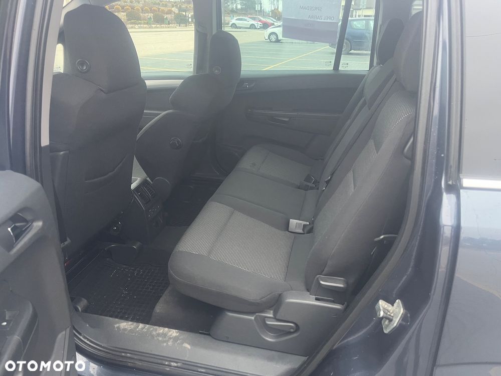 Opel Zafira 1.8 Sport - 8