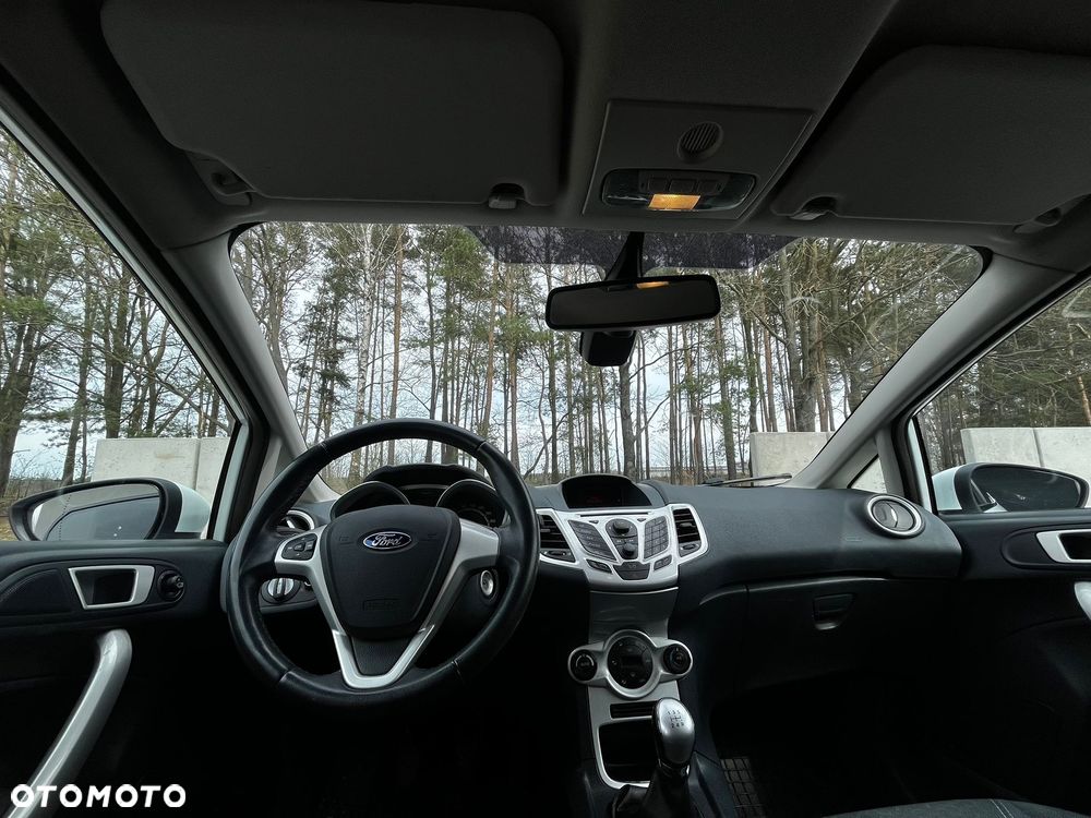 Ford Fiesta 1.25 Titanium X - 3