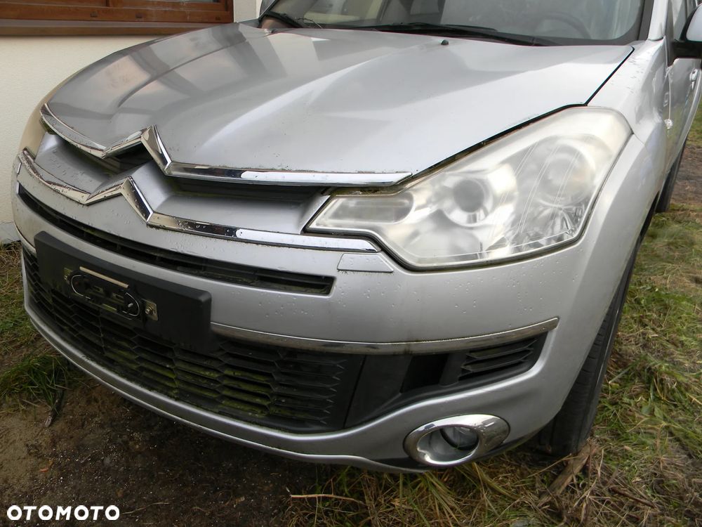 CITROEN C-CROSSER 2.4B benzyna kompletny przód maska zderzak lampa błotnik chłodnice - 6