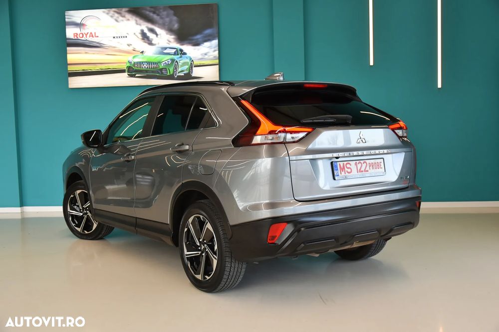 Mitsubishi Eclipse-Cross 4WD Intro Edition - 4