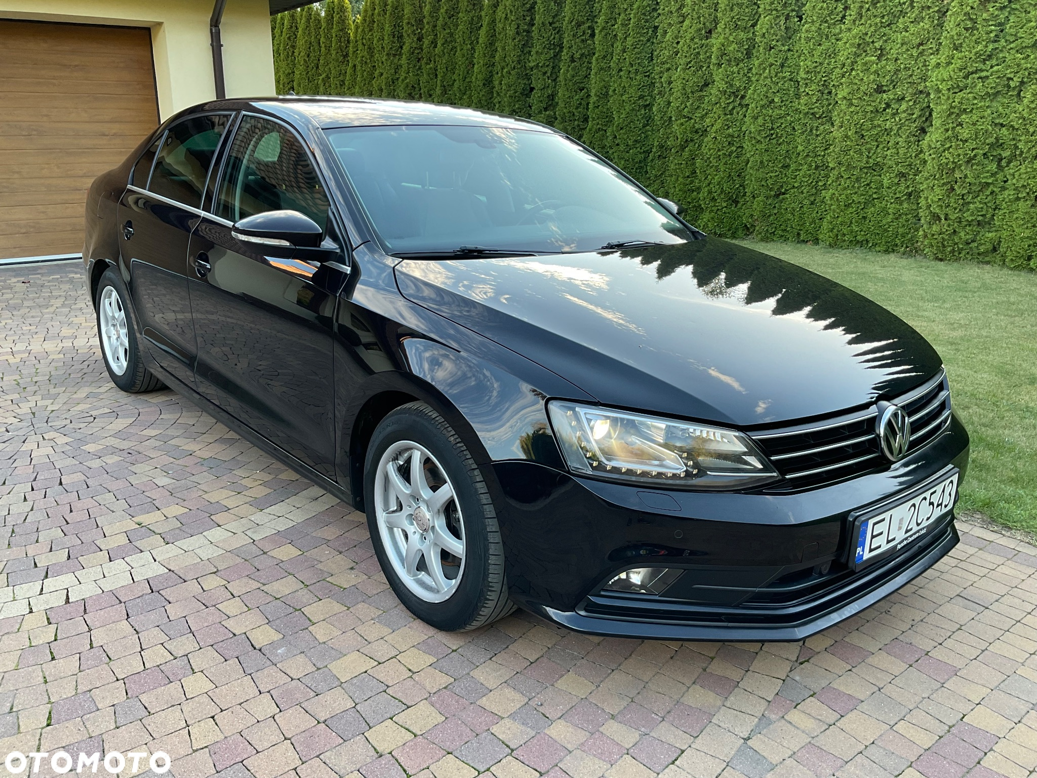 Volkswagen Jetta - 3