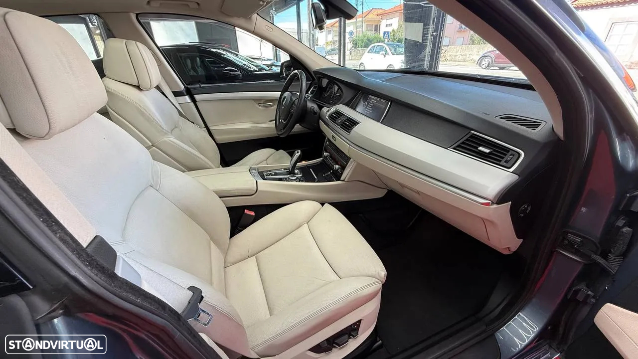 BMW 530 Gran Turismo d xDrive - 15