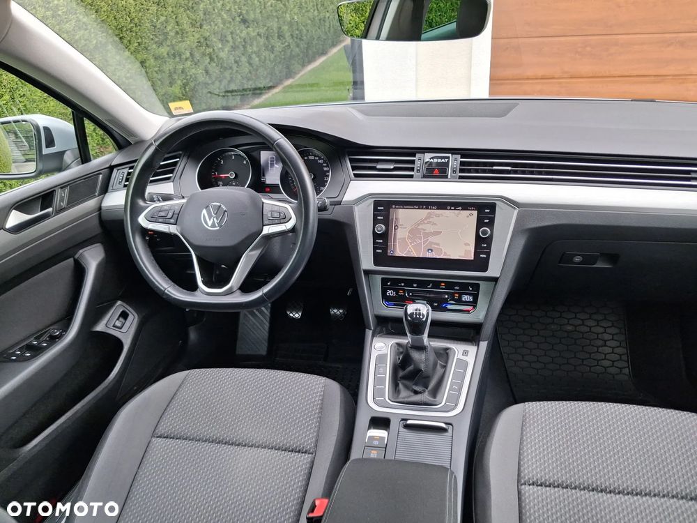 Volkswagen Passat 2.0 TDI EVO Business - 17