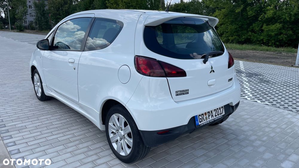 Mitsubishi Colt 1.1 - 6