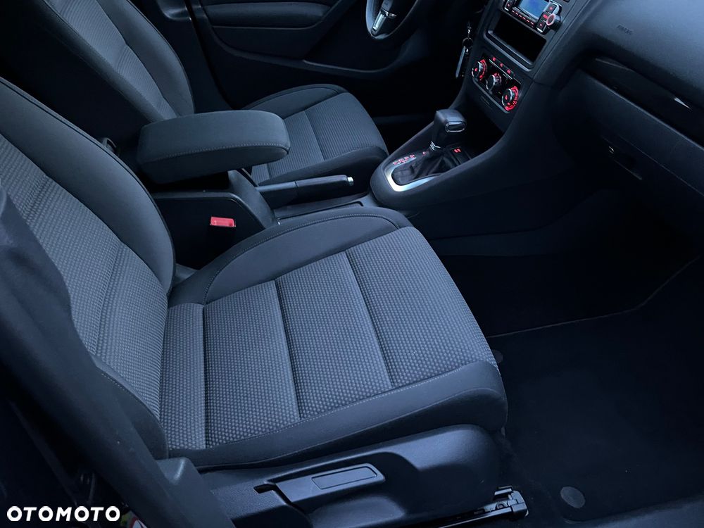 Volkswagen Golf 1.4 TSI DSG Comfortline - 17