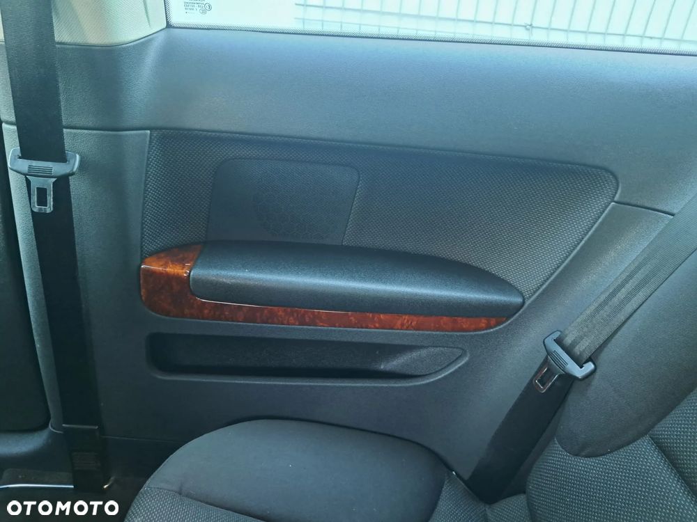 Audi A3 1.6 Ambiente - 9
