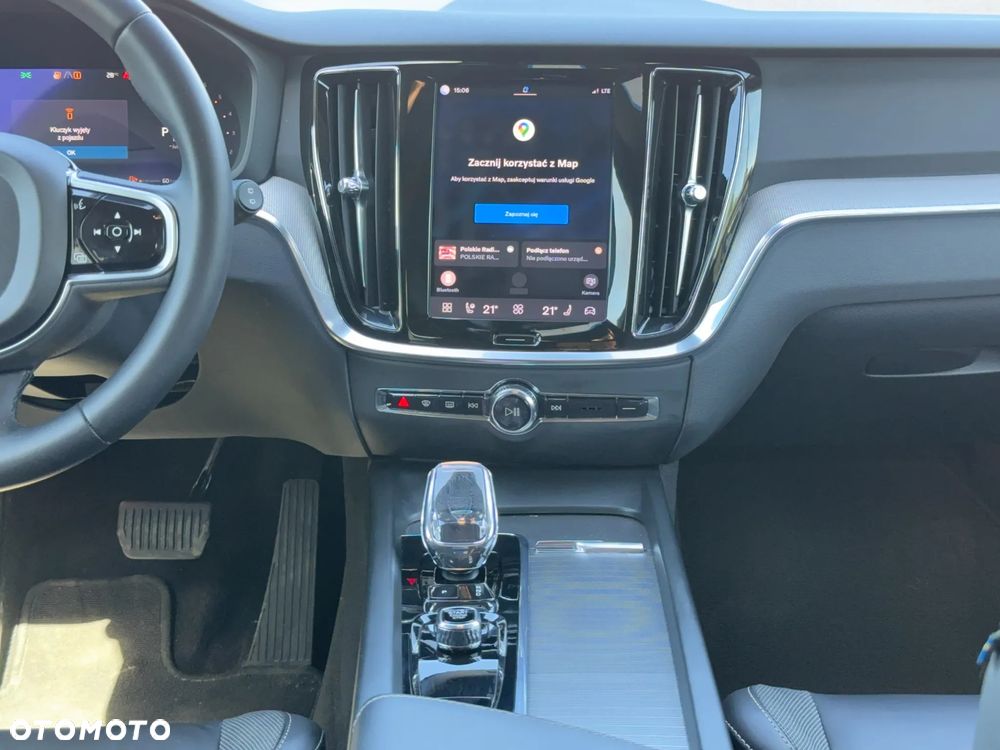 Volvo V60 B4 D Plus Dark - 20