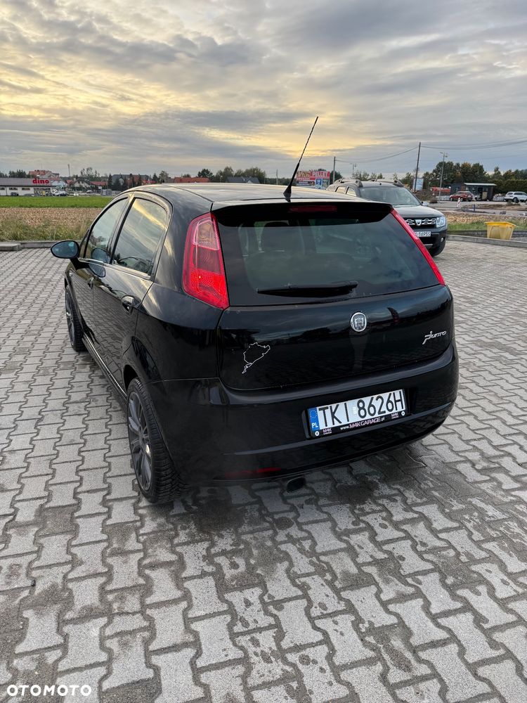 Fiat Grande Punto 2008 photo 5