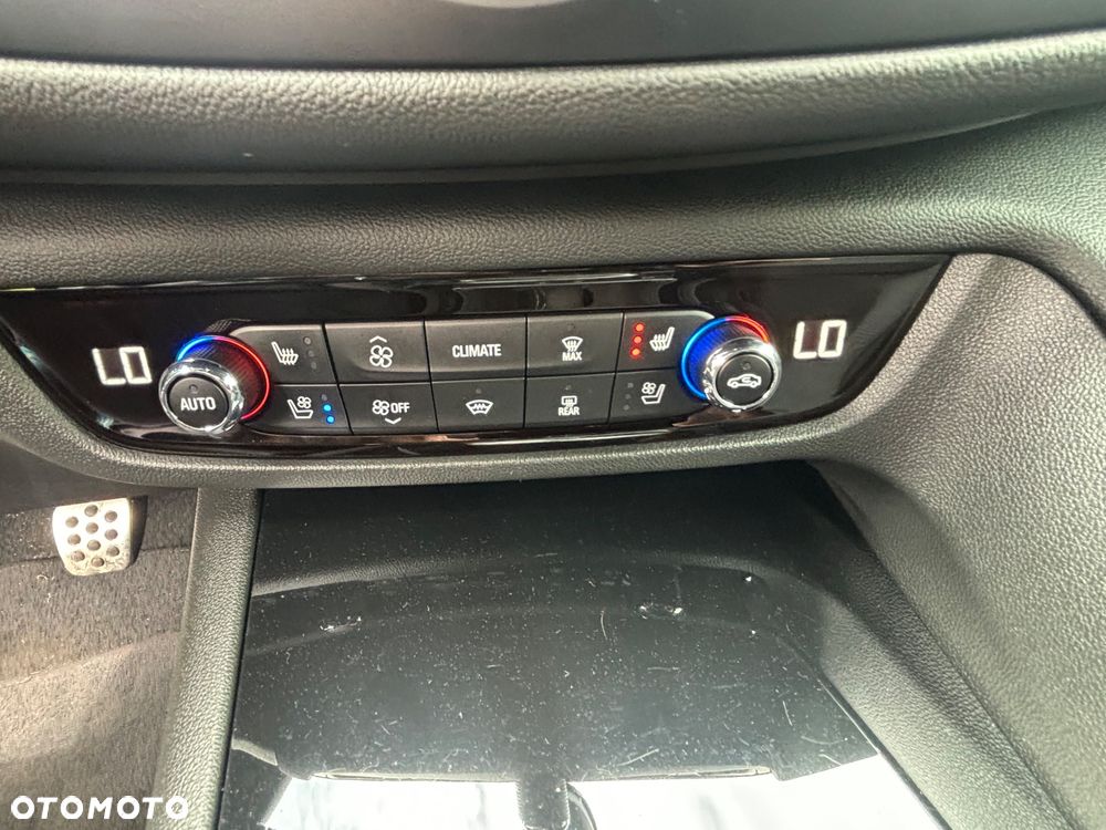 Opel Insignia 1.5 Business Elegance - 20