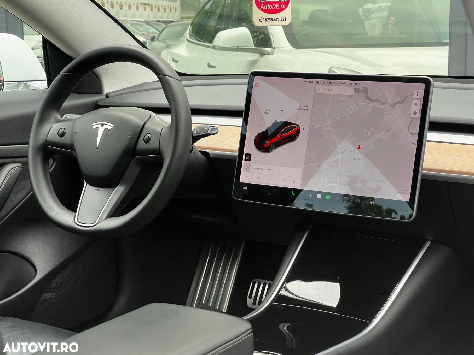 Tesla Model 3 - 9