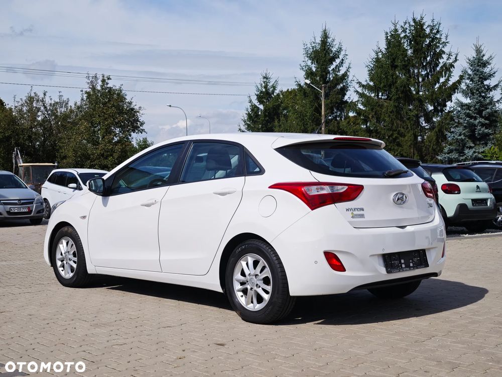 Hyundai i30 1.4 Fifa World Cup Edition - 8