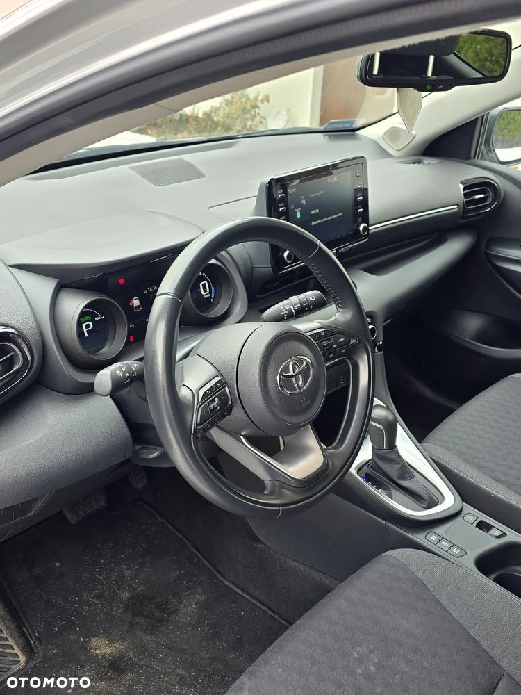 Toyota Yaris - 7