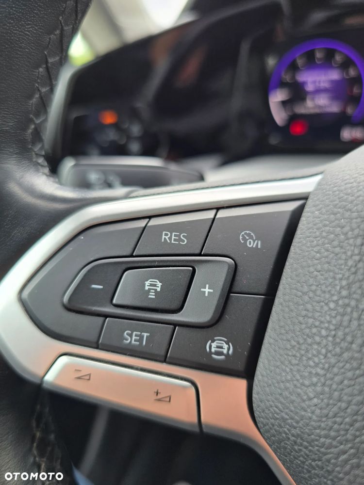Volkswagen Golf 1.5 TSI EVO Life - 25
