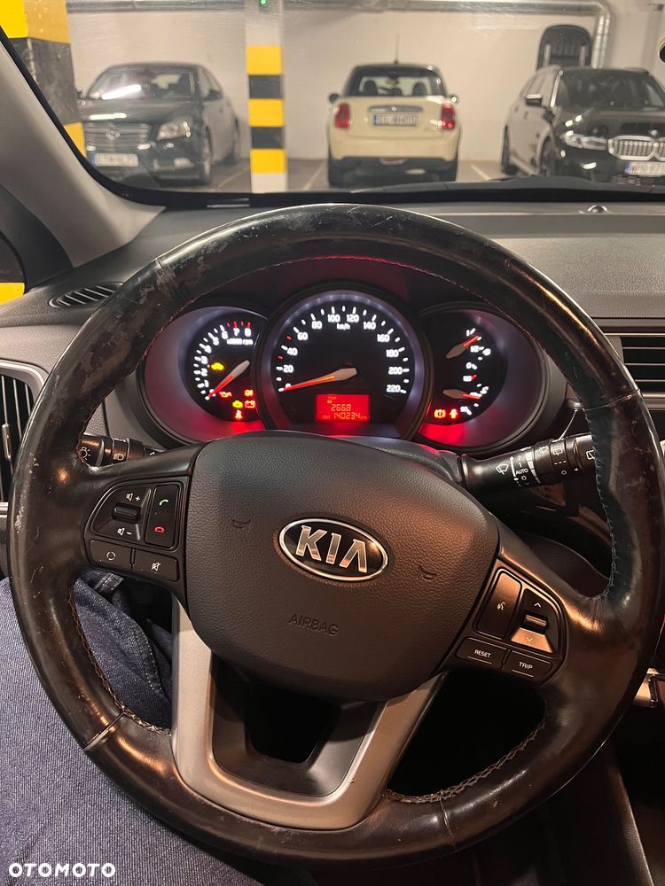 Kia Rio 2014 photo 5