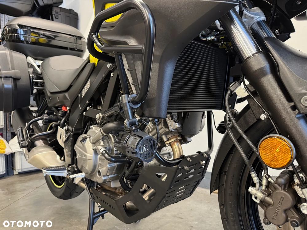Suzuki V-STROM - 15
