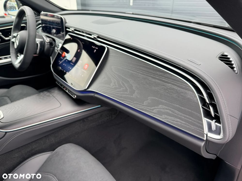 Mercedes-Benz Klasa E - 32